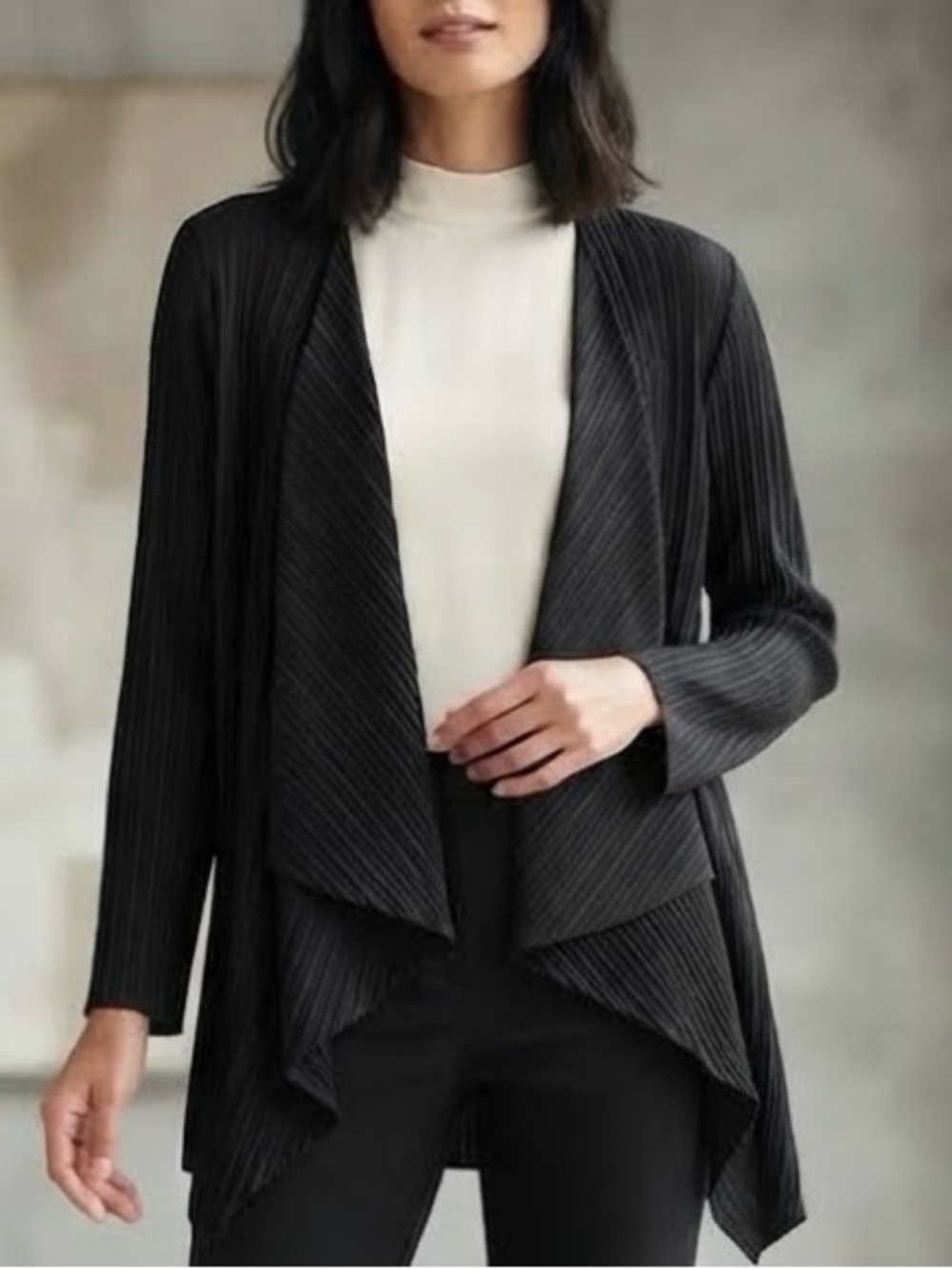 Chico's Black Pleated Open Front Topper Cardigan Size 2 / L